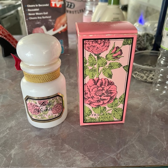 NIB Vintage Lady Shaklee Fragrance Milk Glass Candle - Picture 1 of 5
